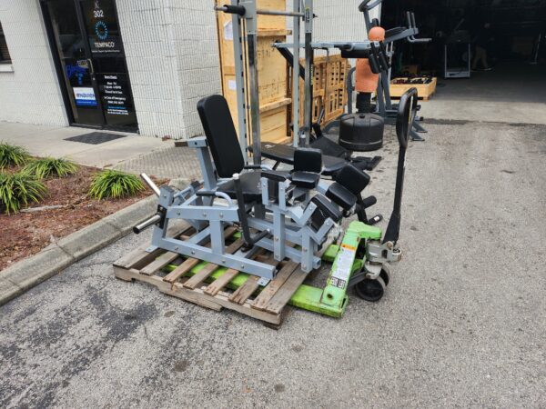 Fray Fitness Abduction Machine (Plate Loaded) - Image 2