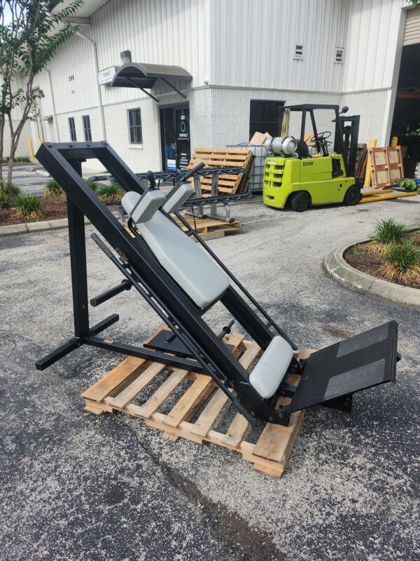 Body Solid Leg Sled - Image 4