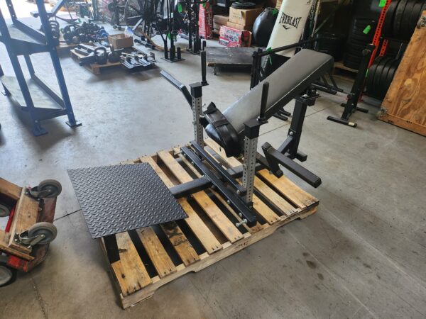 Edge Fitness Systems Hip Thrust Machine - Image 3