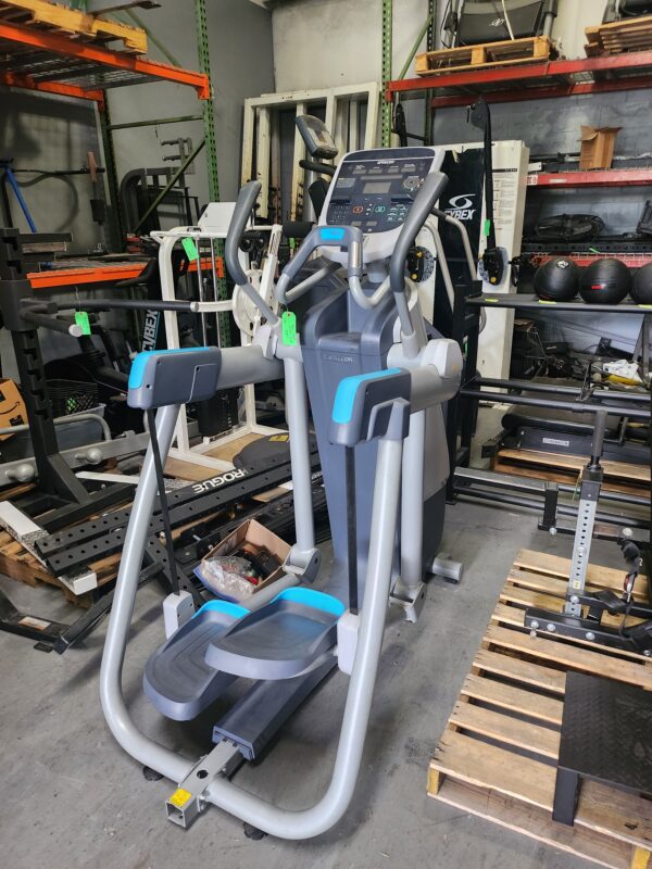 Precor AMT 835 with Open Stride w/P30 Console