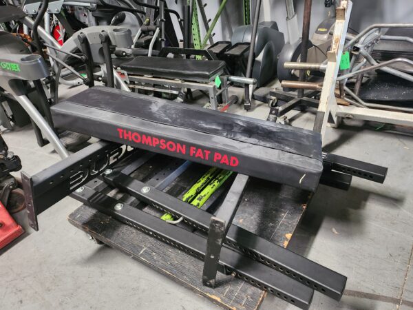 Rogue Westside Bench 2.0 w/ Thompson Fat Pad - Image 2