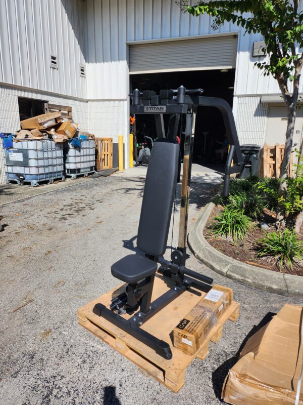 Titan Fitness Plate Loaded Fly Machine