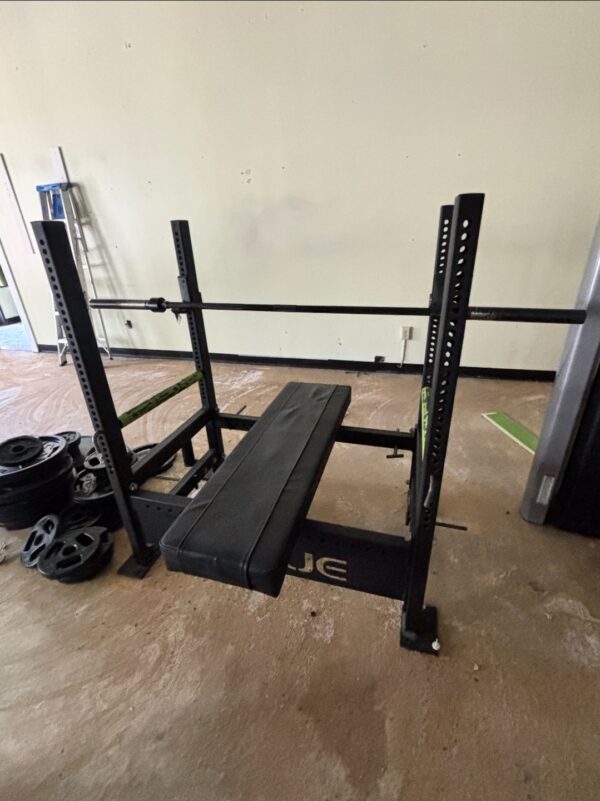 Rogue Westside Bench 2.0 w/ Thompson Fat Pad