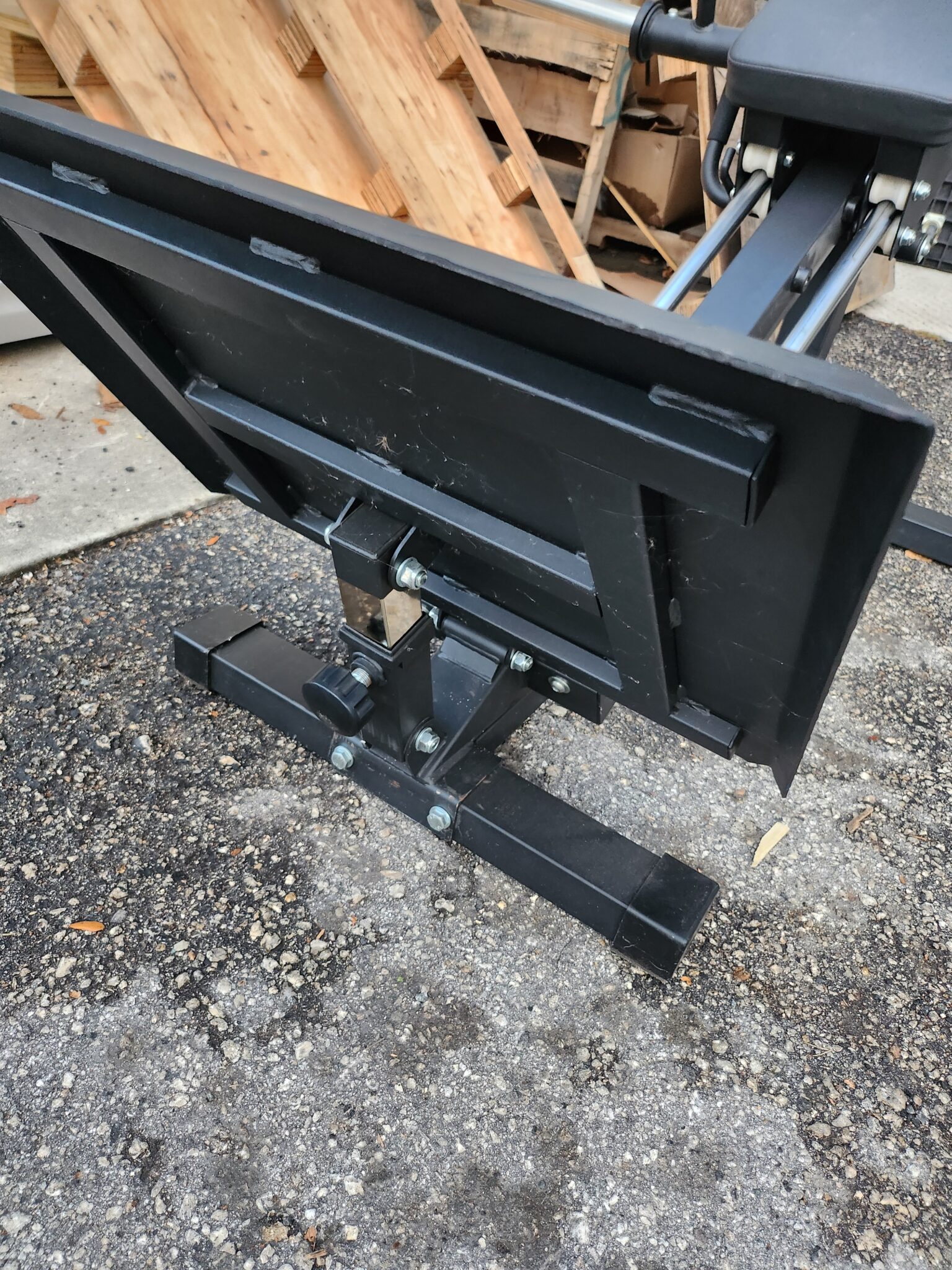 Titan Fitness Linear Hack Squat Machine - Image 4