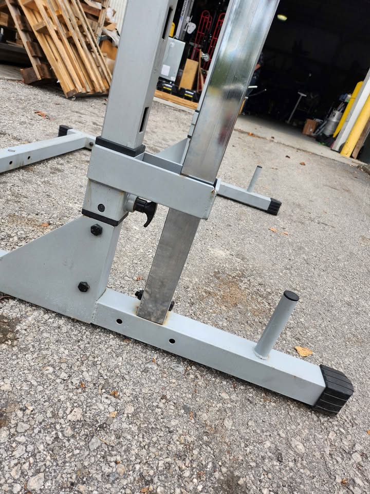 Body Solid Powerline Smith Machine PSM144X - Image 5