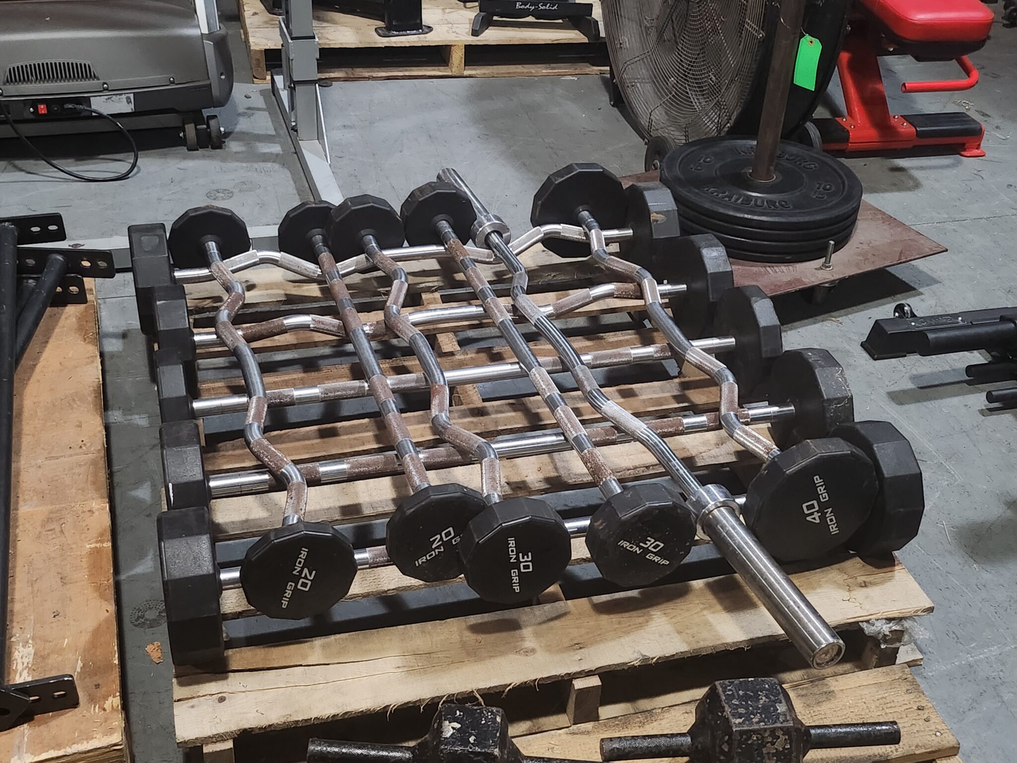 Iron Grip Fixed Curl / Fixed Straight Barbell Set 20-60 x2