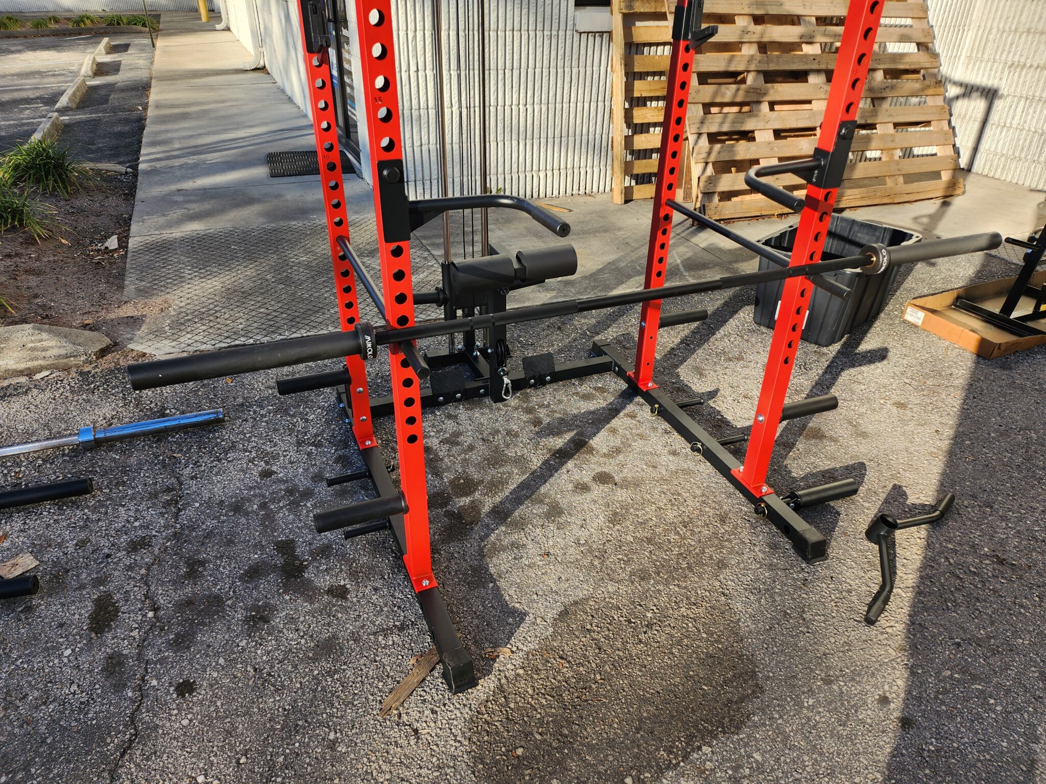 Mikolo F4 Power Rack w/ Lat Tower Home Gym - Image 7