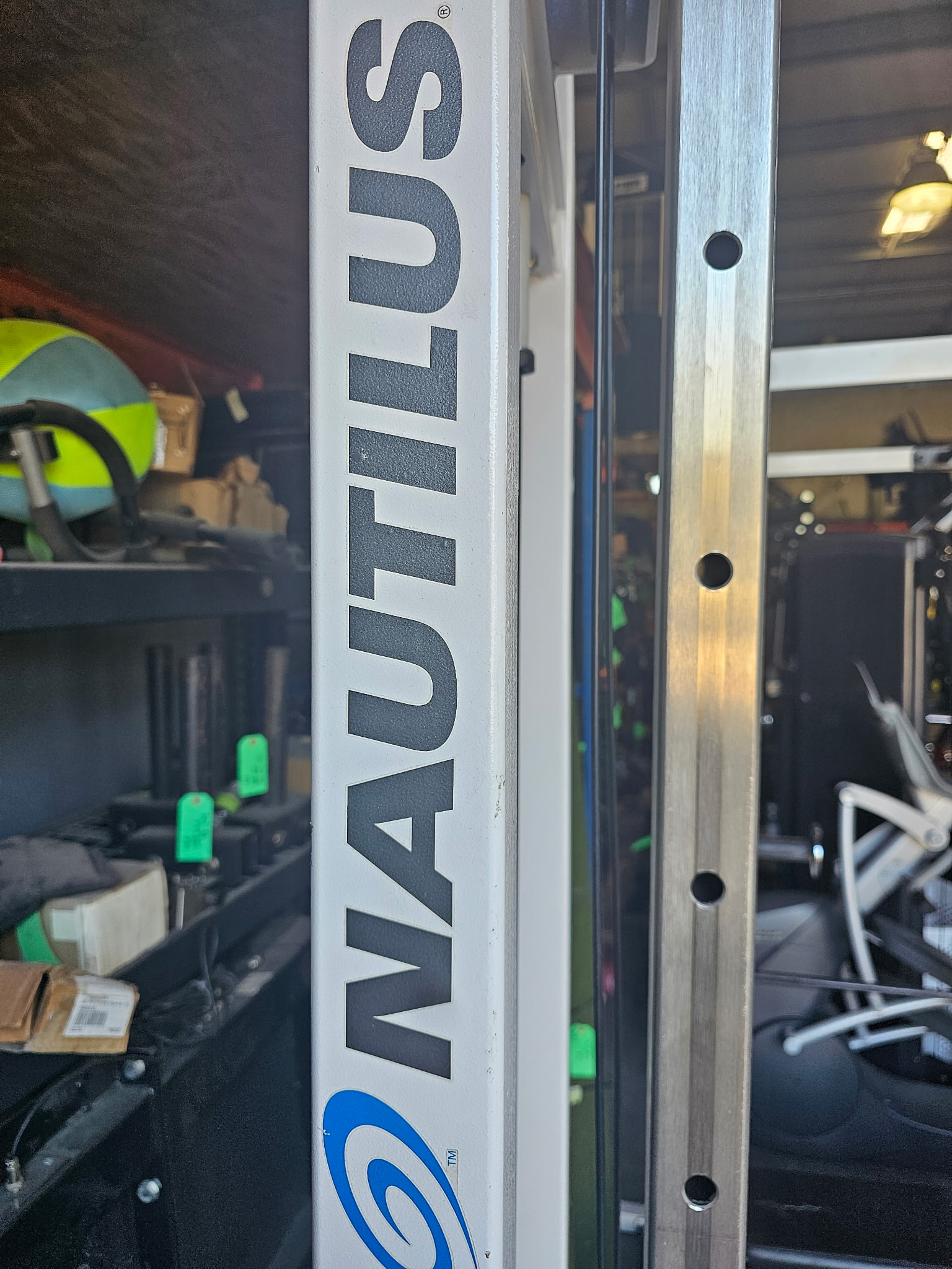 Nautilus Adjustable Single Cable Column - Image 3