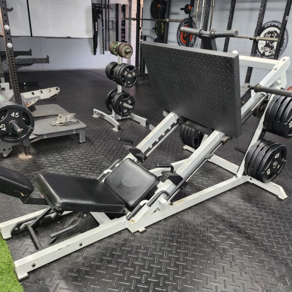 York STS 35 Degree Leg Press