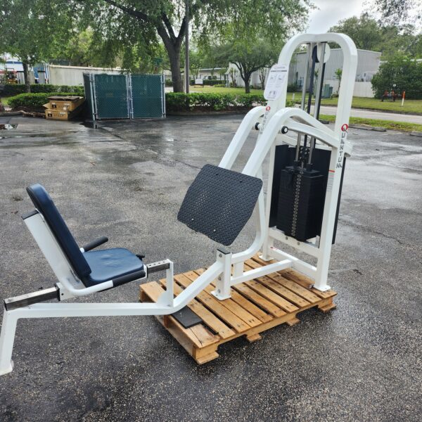 Quantum Fitness Leg Press