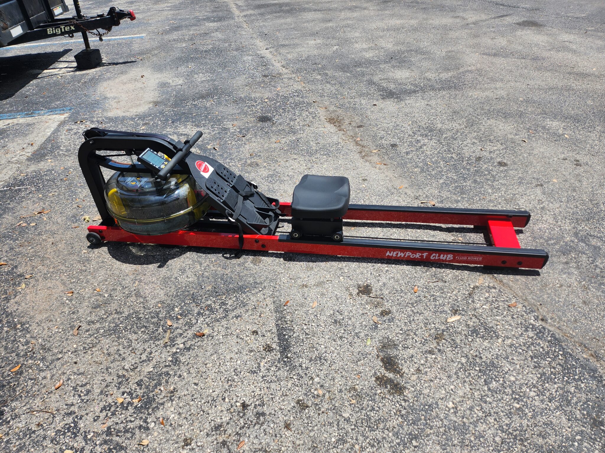 Newport Club Plus Fluid Rower (Red)